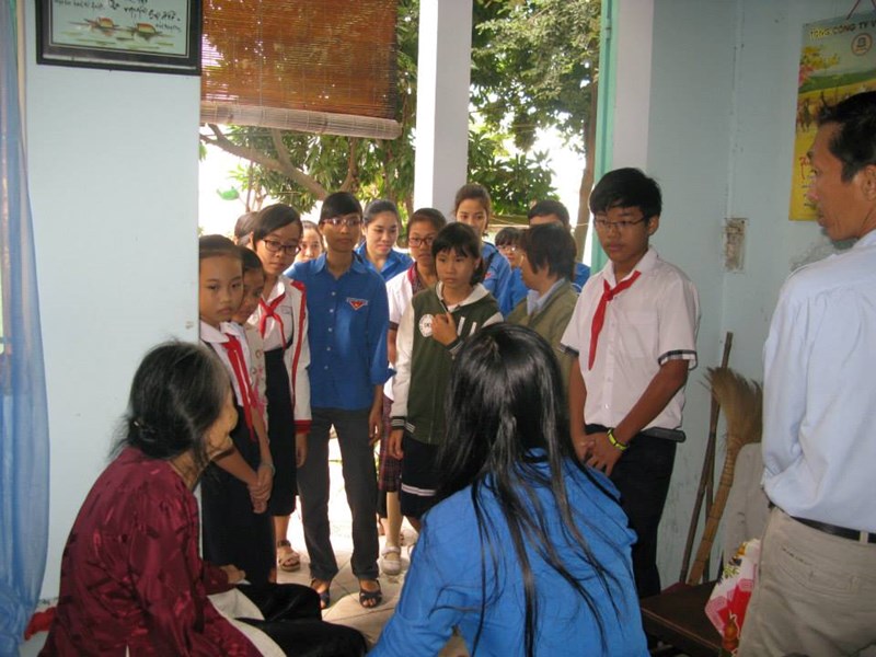 Một số hình ảnh quá trình tự đánh giá năm học 2015-2016